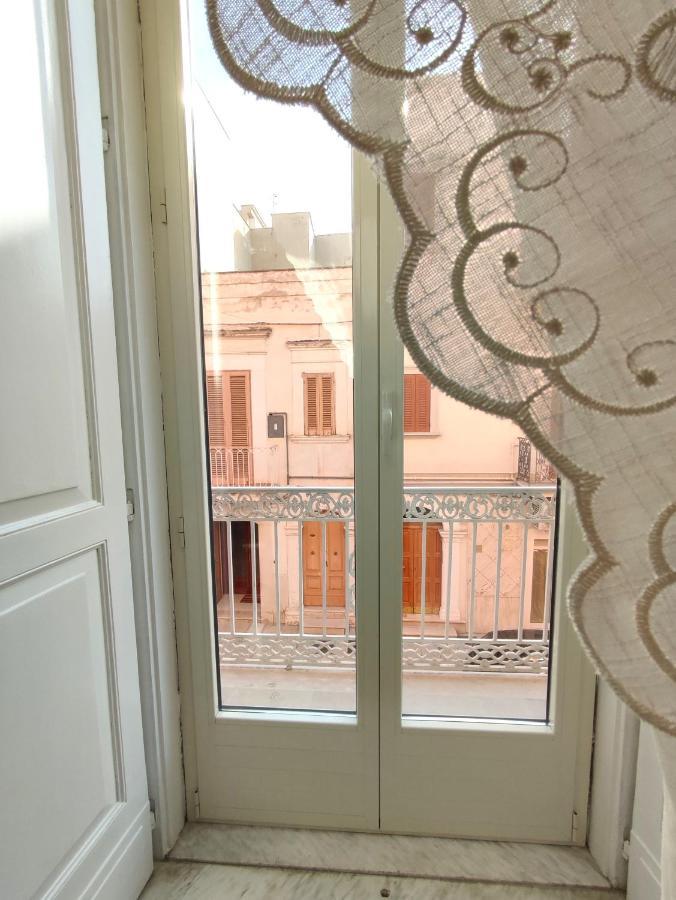 Dimora Della Marchesa - Al Duomo Apartment มันเฟรโดเนีย ภายนอก รูปภาพ